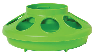 Feeder base combines with the Little Giant 1-Quart Screw-On Feeder/Waterer Jar (Item No. 690, sold separately) to make a gravity feeder for baby chicks and small birds. 8 openings for feeding