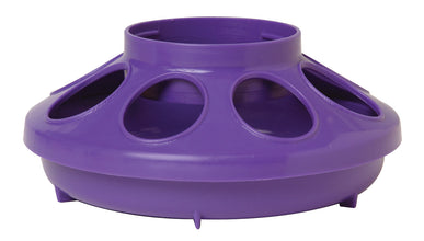 Feeder base combines with the Little Giant 1-Quart Screw-On Feeder/Waterer Jar (Item No. 690, sold separately) to make a gravity feeder for baby chicks and small birds. 8 openings for feeding