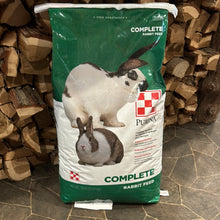 Help your rabbits grow and reproduce with Purina® Complete Rabbit Feed. Our pellets offer wholesome nutrition for rabbits of all ages, with the vitamins and minerals they need to live to the fullest. 