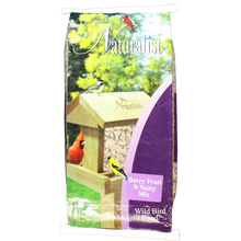  Premium nutrition to attract the most variety of songbirds