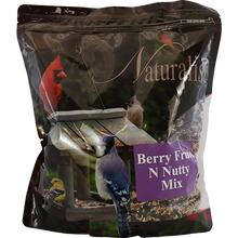  Premium nutrition to attract the most variety of songbirds