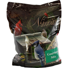 For the discriminating bird enthusiast,  Attracts an extremely wide range of birds including cardinals, chickadees, finches, tufted titmouse, nuthatches and woodpeckers