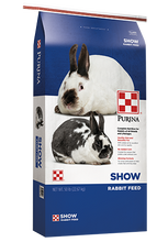 Purina Show rabbit feed is formulated without corn, with added soybean oil for vibrant fur quality and all the vitamins and minerals rabbits need to live a happy, healthy life.